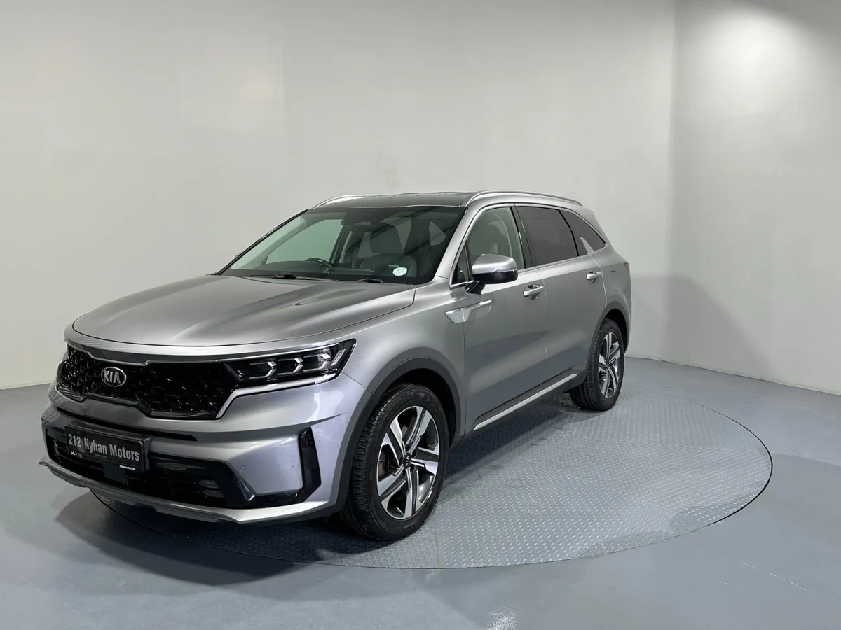 Kia Sorento 1.6 K3 PHEV 4x4 212 - Image 3