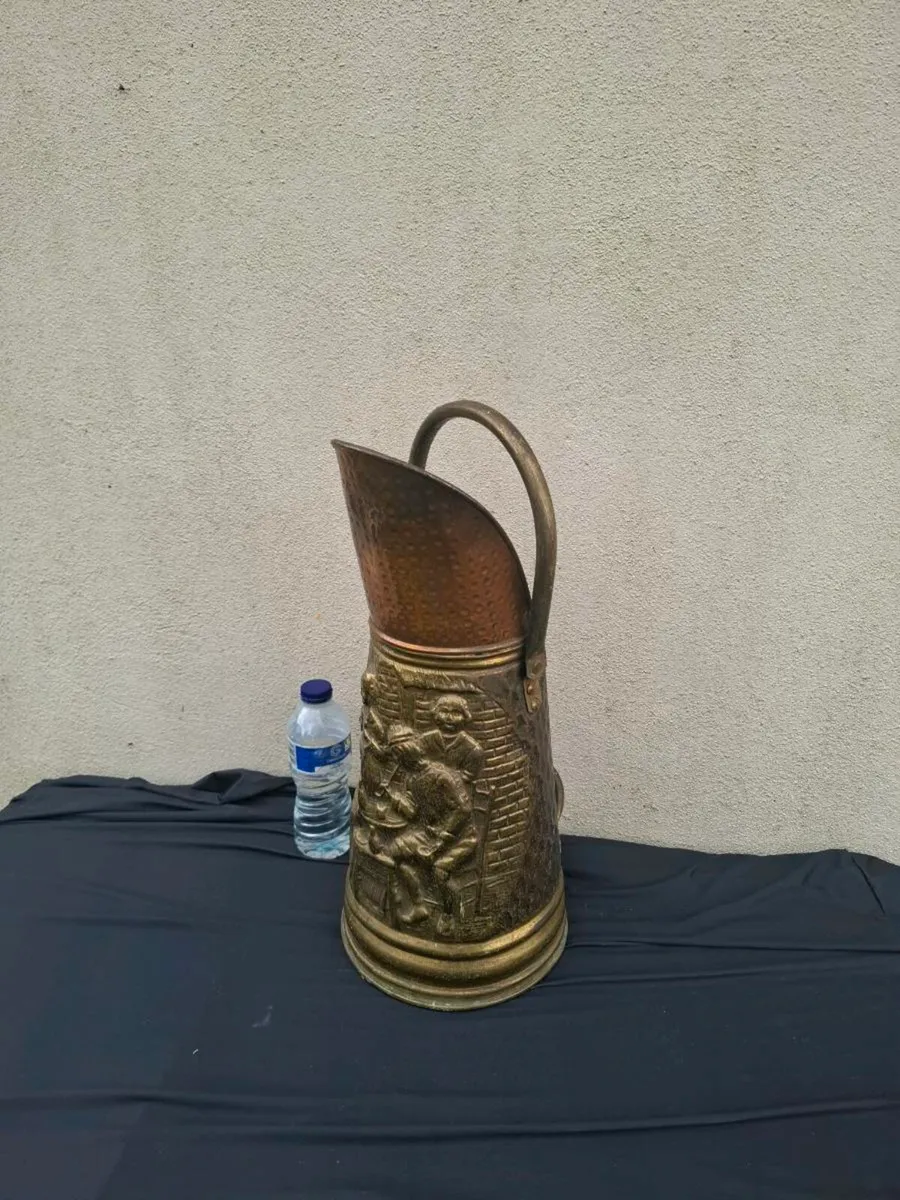 Sculpted coal bucket postage possible - Image 1