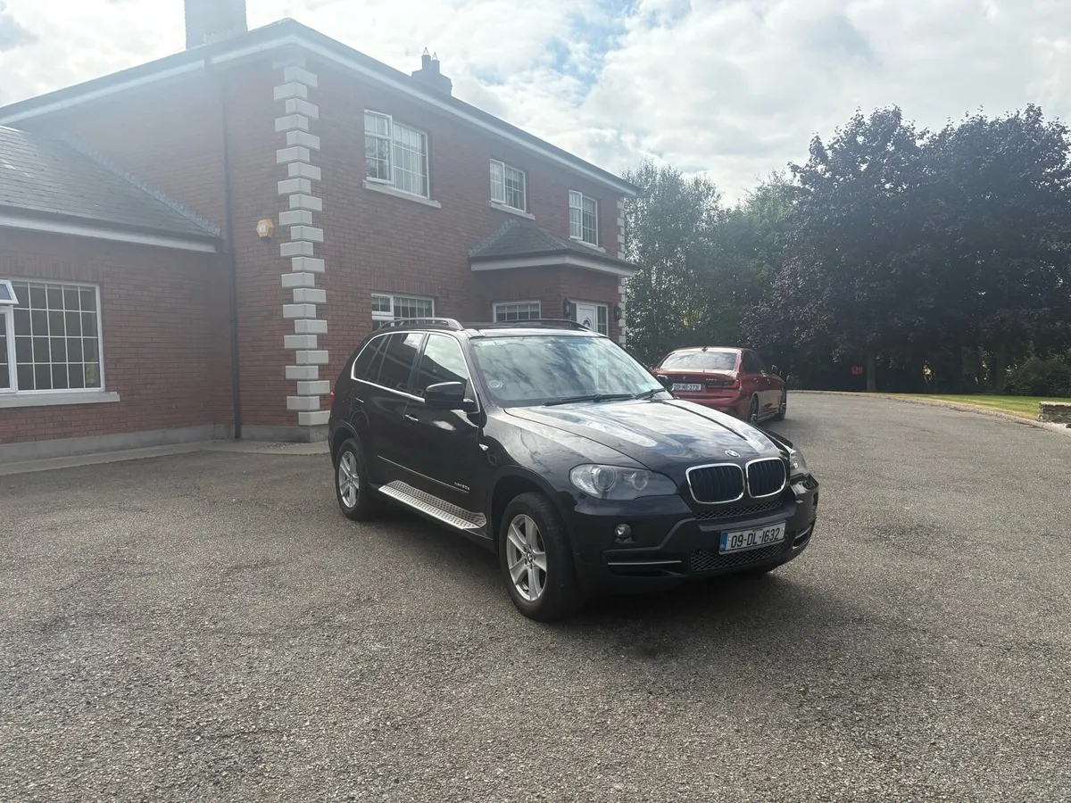 BMW X5 - Image 1