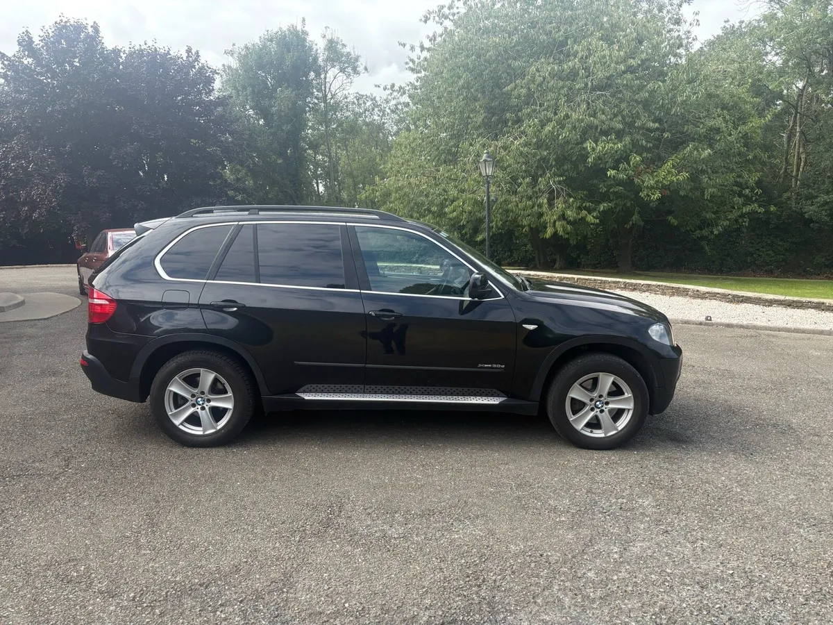BMW X5 - Image 2