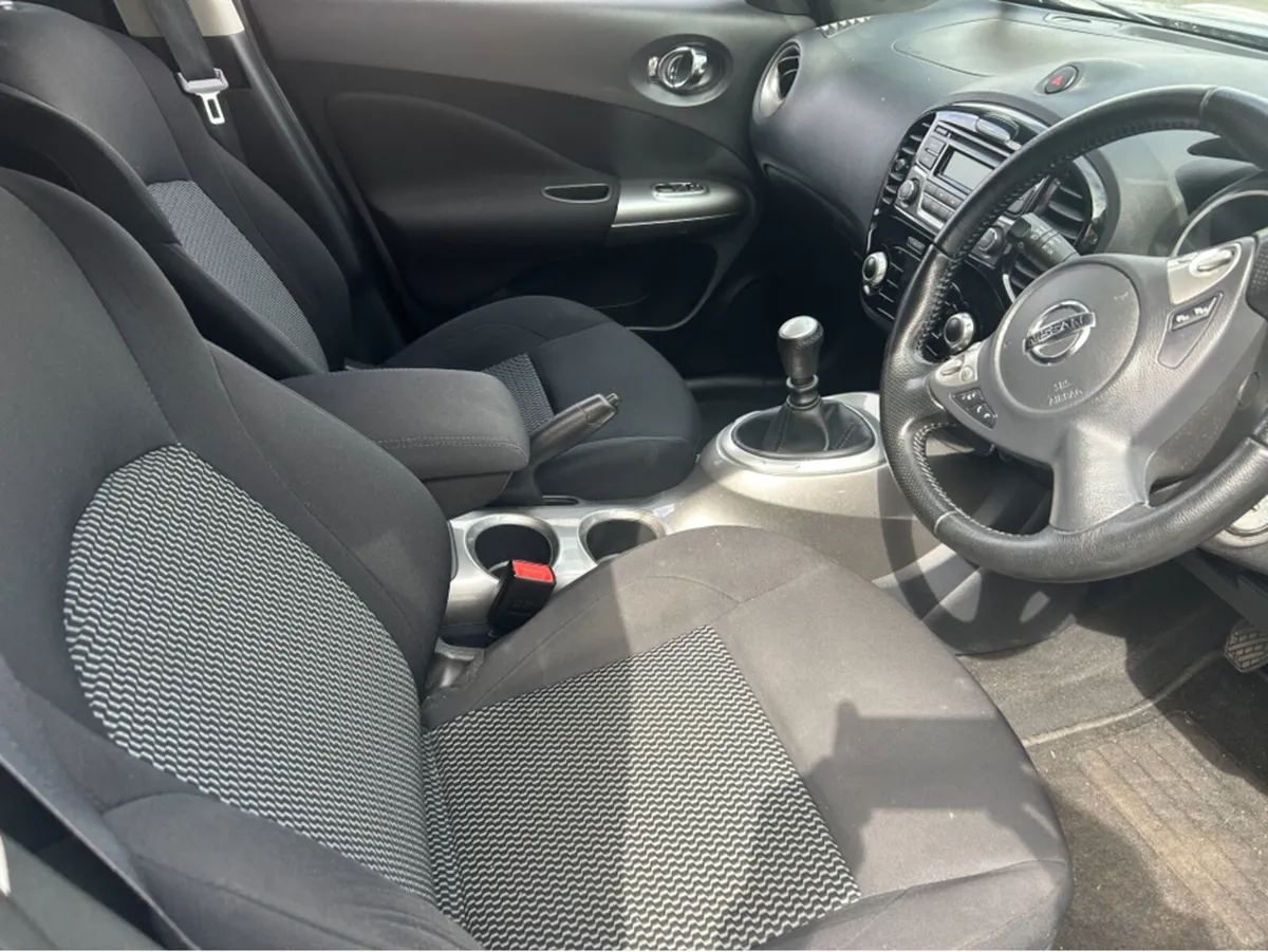 Nissan Juke 1.2 SV RED //ONLY 67000KLMS///I OWNER - Image 4
