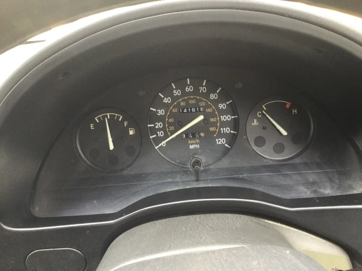 Toyota Starlet 1.3lt - Image 4