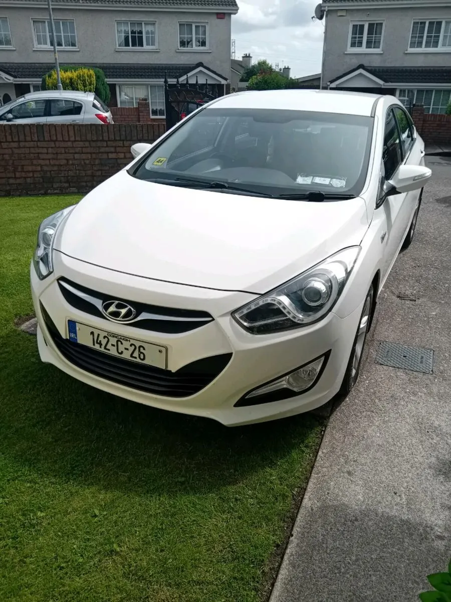 Car - Image 2