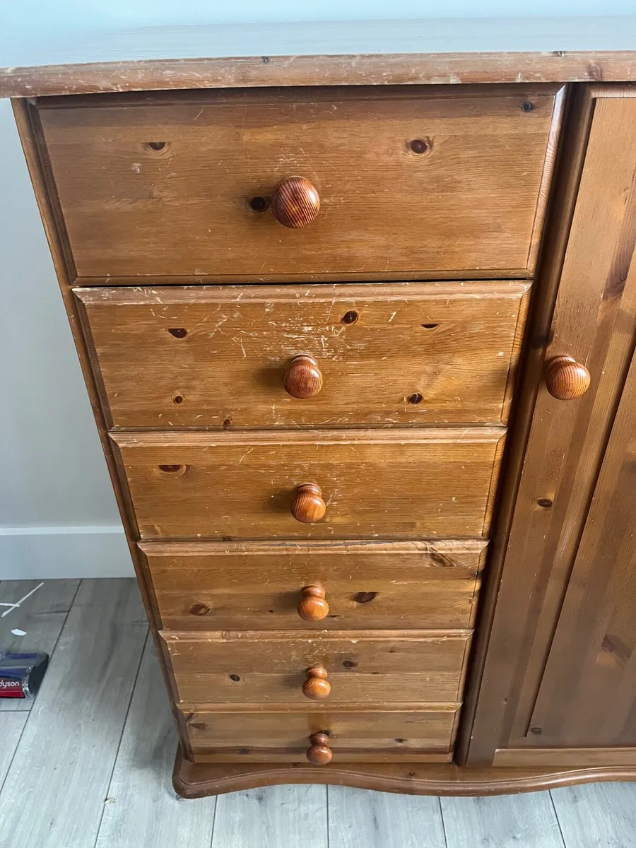 Children’s wardrobe - Image 3