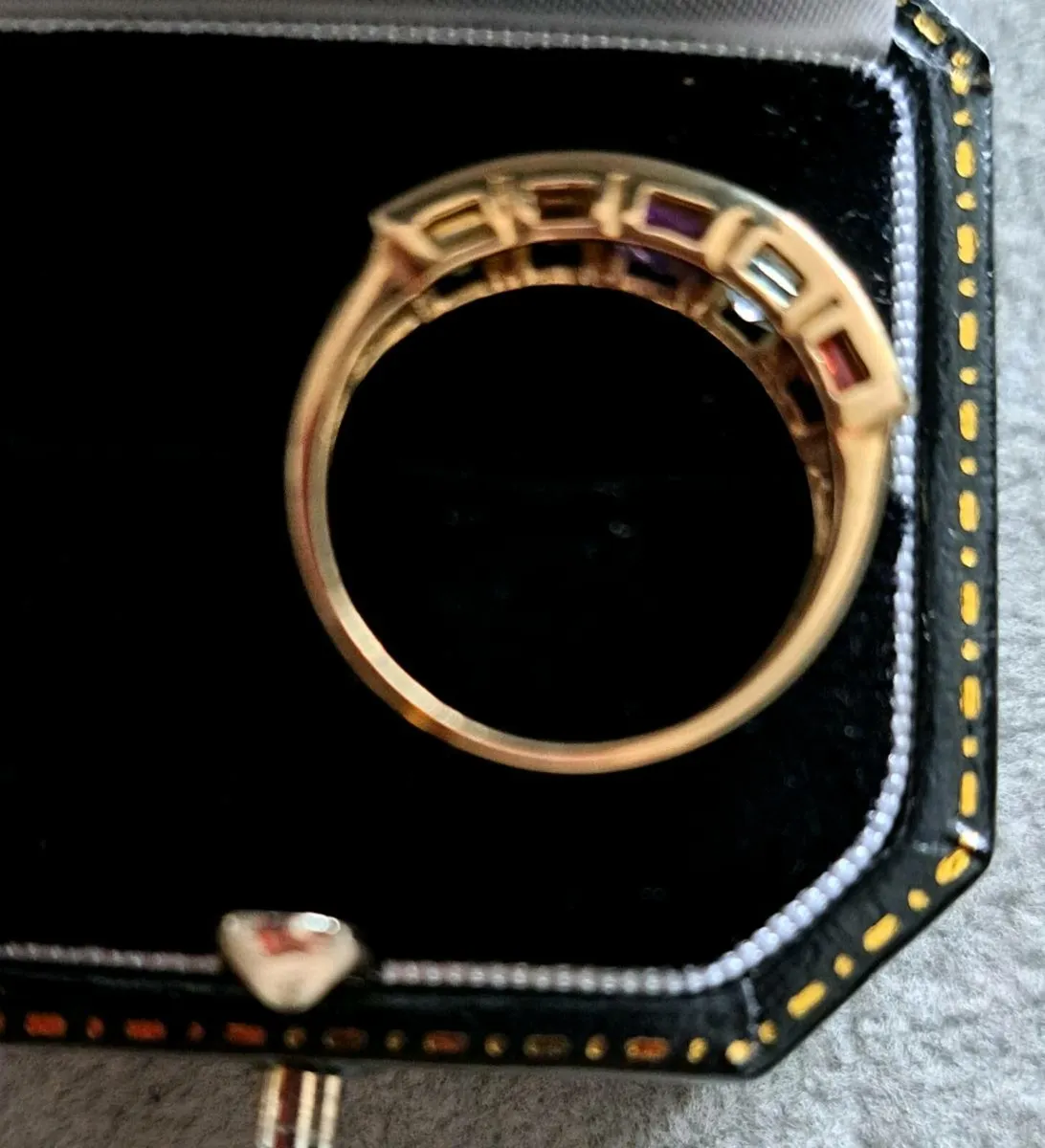 9 ct gold gemstone ring - Image 2