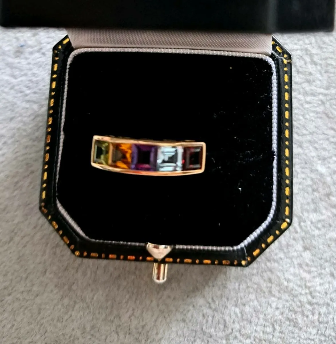 9 ct gold gemstone ring - Image 3