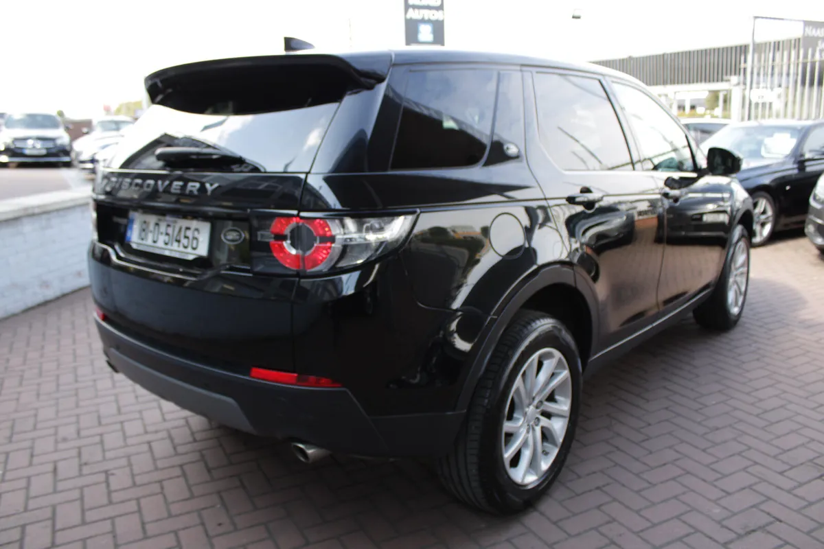 Land Rover Discovery Sport 2018 - Image 4