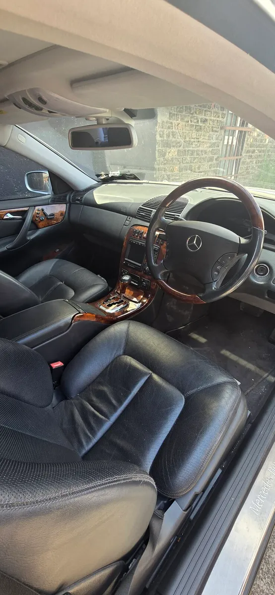 2002 Mercedes CL 500 V8 - Image 4