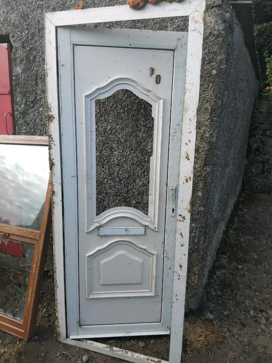 Door - Image 4