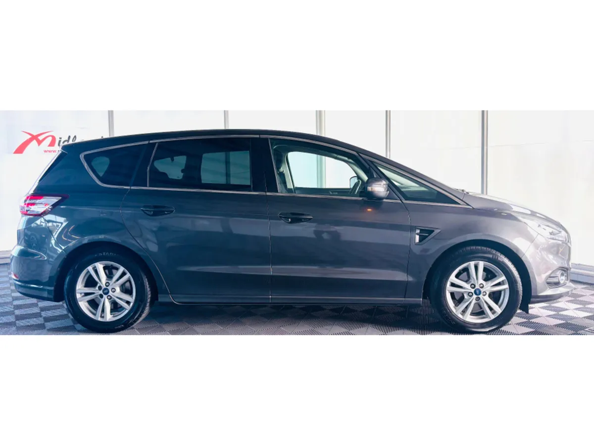 Ford S-Max 2.0 TDCI TITANIUM *7 SEATER* - Image 2