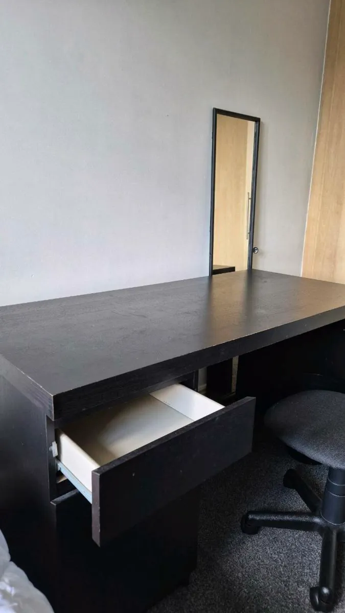 Large Office Desk & Chair - Image 2