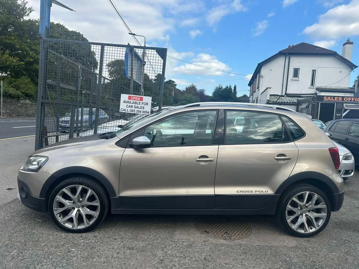 2015 VW Polo Cross 1.2 AUTOMATIC - Image 3