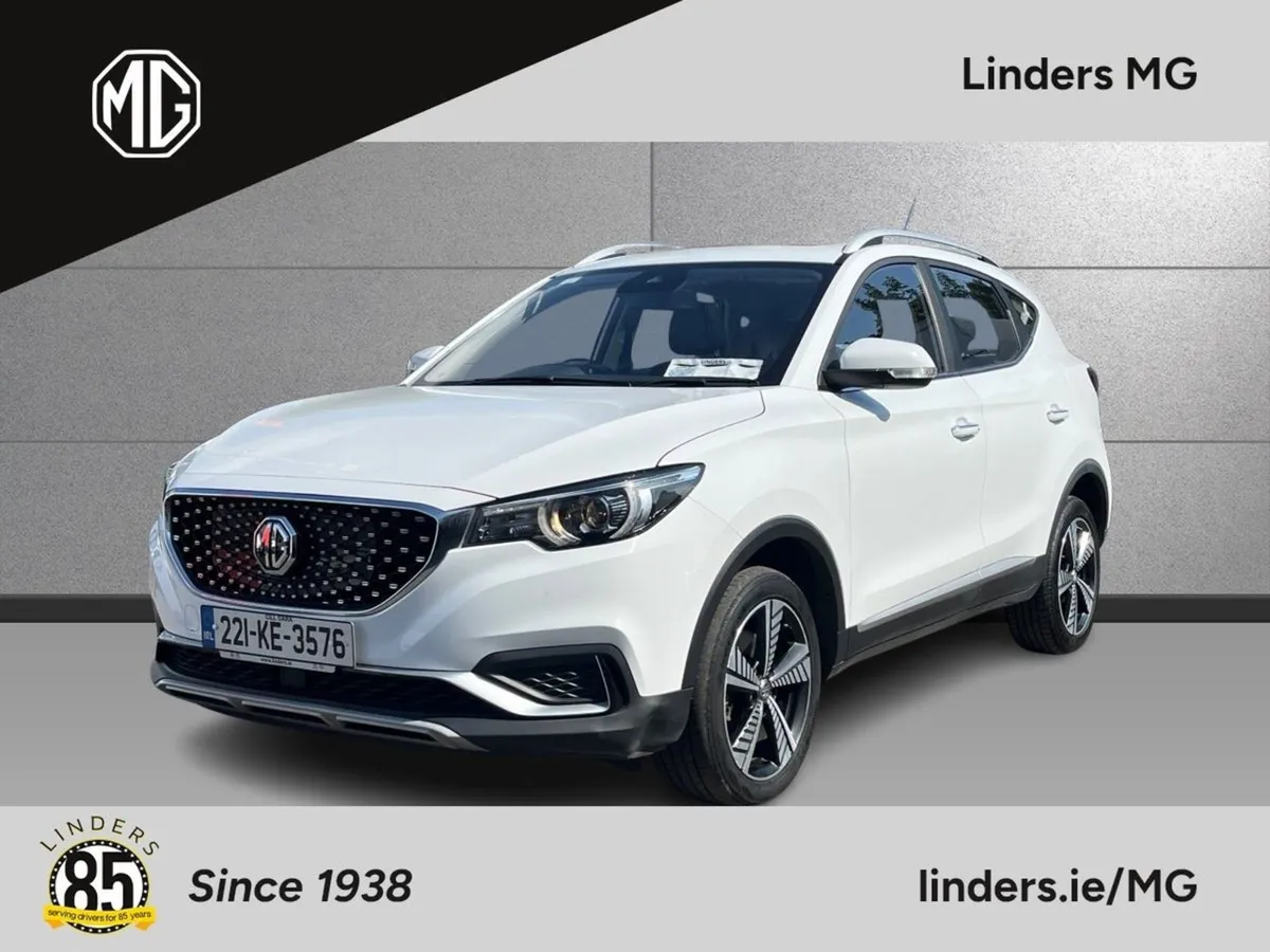 MG ZS Exclusive 263KM Range - Pan Roof/leather - Image 3