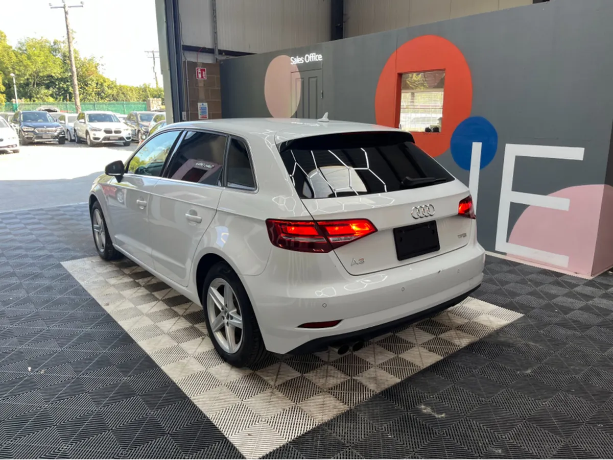 Audi A3 1.4 TFSI / 39k KMs / REVERSE CAMERA , ADAP - Image 4