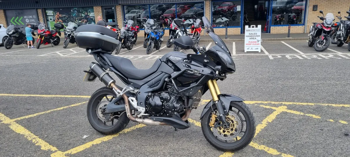 Triumph Tiger 1050 - Image 1