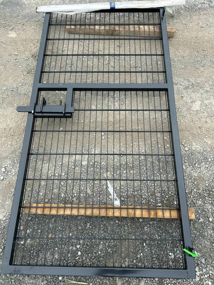 Single Leaf Gate