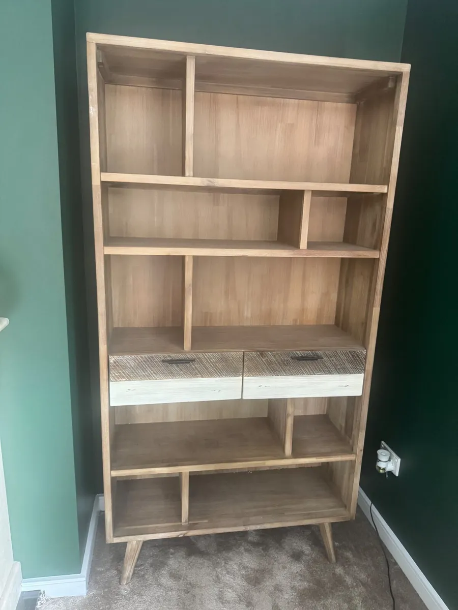 Furniture set - Image 1