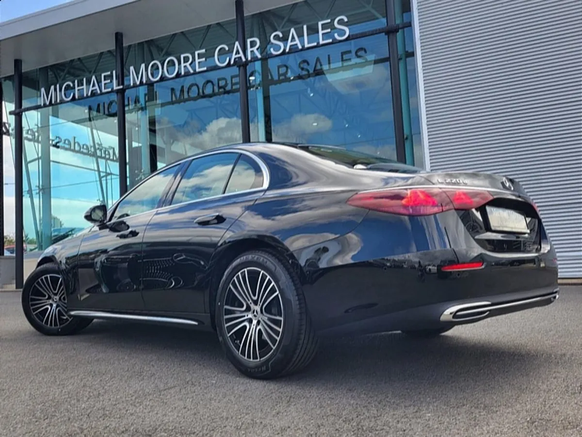 Mercedes-Benz E-Class E220d Exclusive Plus Auto - Image 3