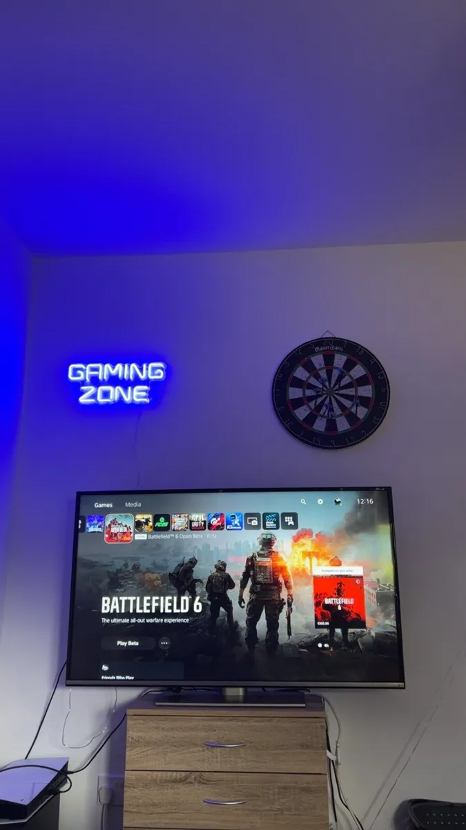 50 inch tv - Image 1