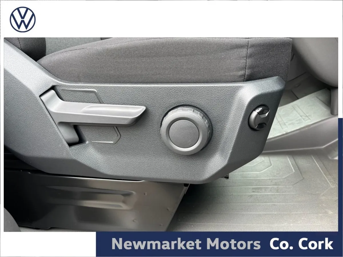 Volkswagen Crafter High Roof 30 Trendline Medium - Image 3