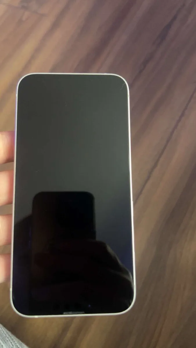 Iphone 15 - Image 1