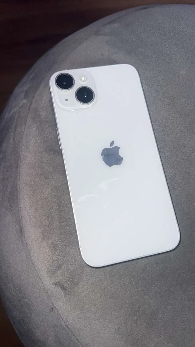 Iphone 15 - Image 4