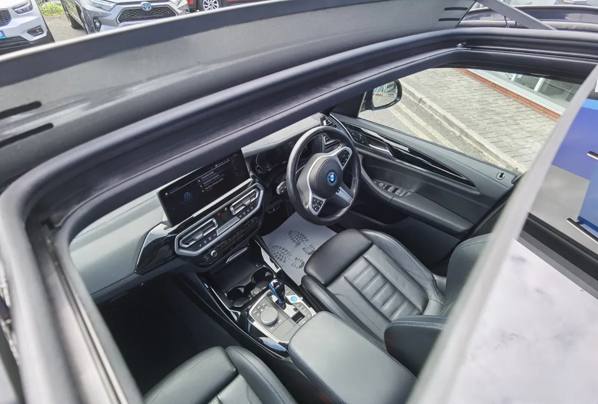 BMW IX3 80KWH M SPORT - Image 3