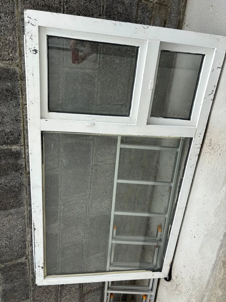 Door and window - Image 2