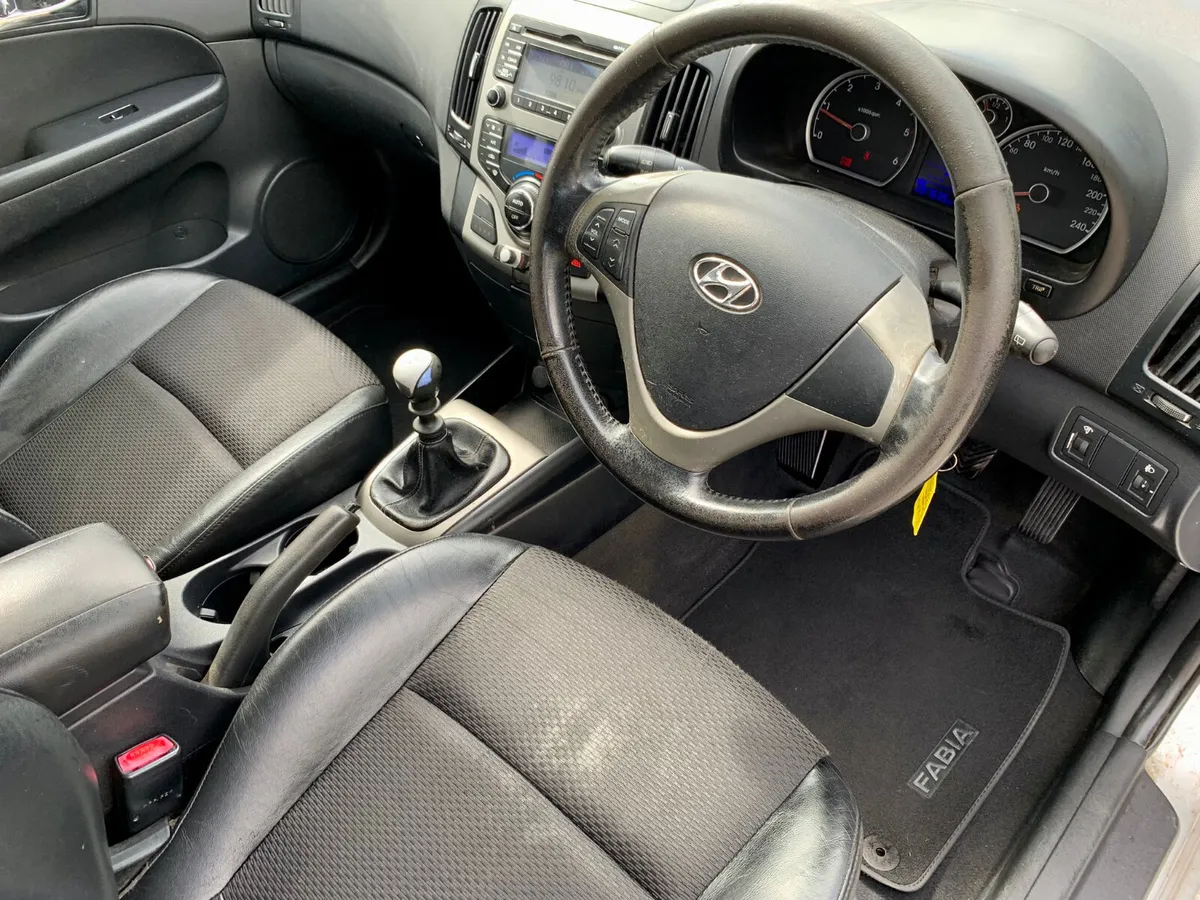 Hyundai i30 2010 1.6 CRDI new nct 10/26 - Image 3