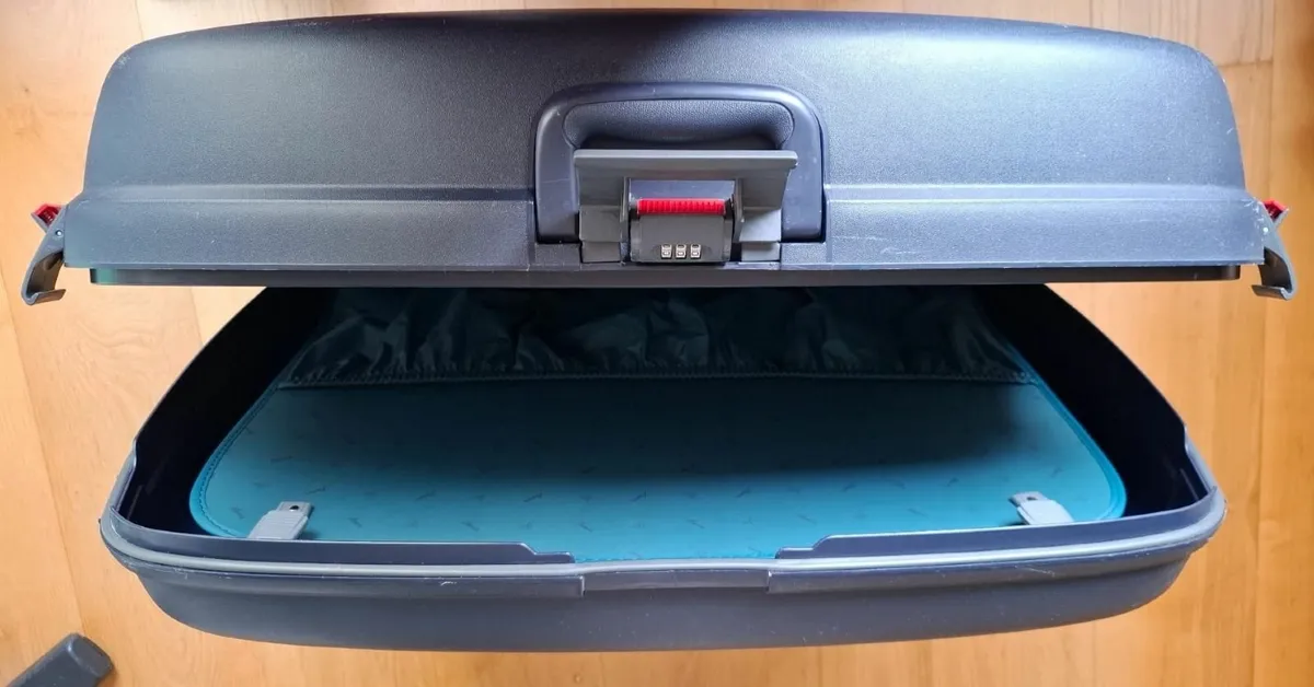 Hard shell suitacase made in Itlay - Image 3