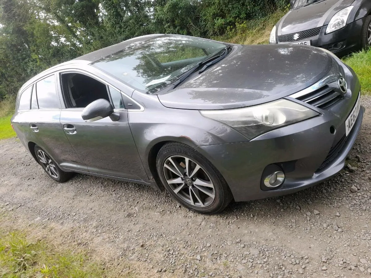 Toyota avensis  2013 deisel estate - Image 3