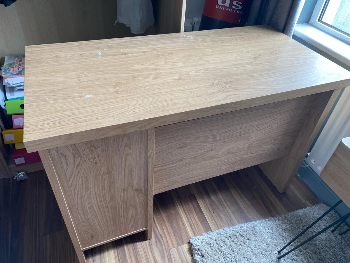 Desk - Image 1