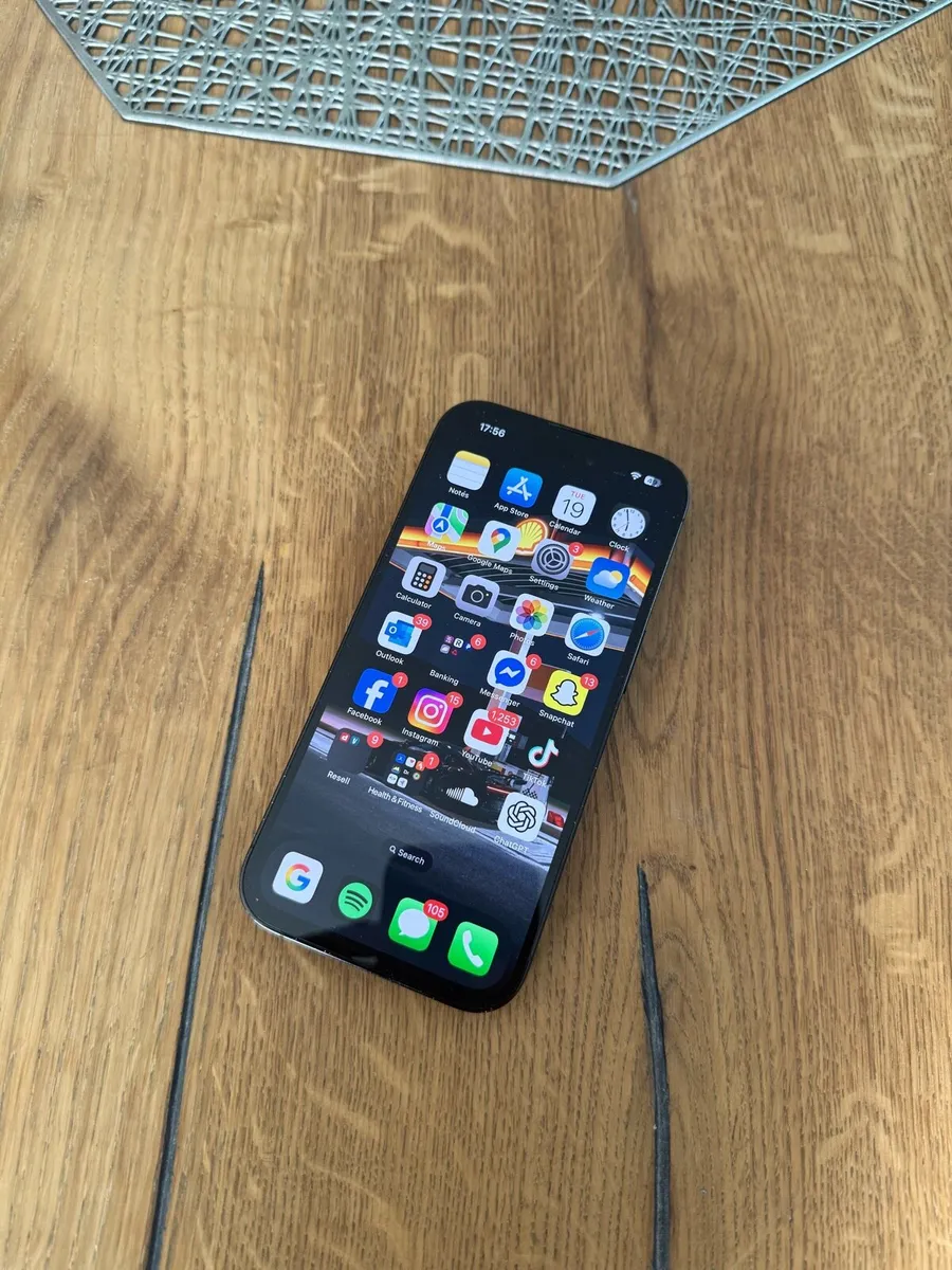 iPhone 14 Pro 256GB - Image 1