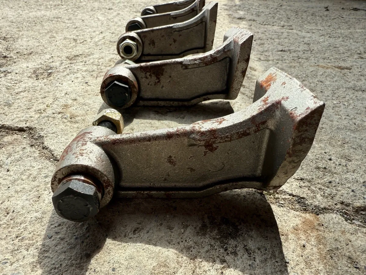 5 Boothy Flails with Bolts and Bushings - Image 2