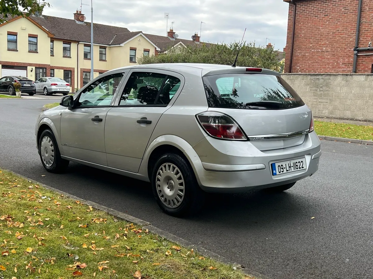 2009 Vauxhall Astra 1.7 Diesel Nct 11/25 Tax10/25 - Image 3