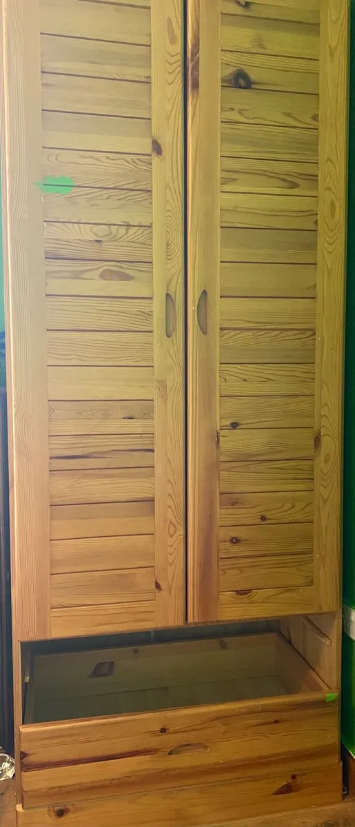 Pine wardrobe - Image 1