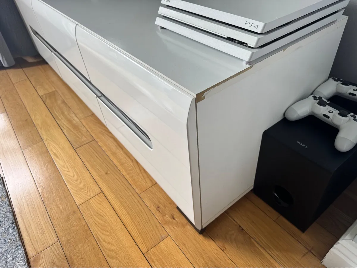 Furniture - Image 4