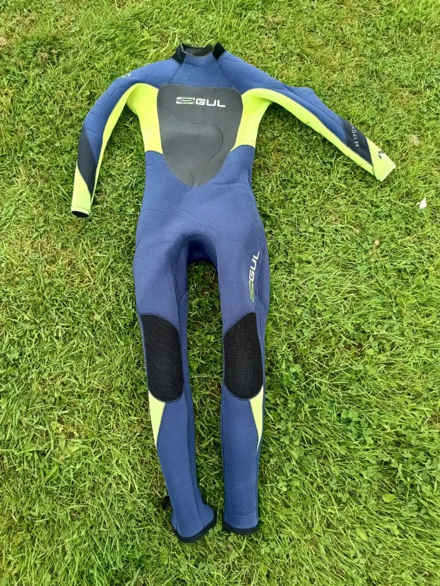 Sailing gear - Image 1