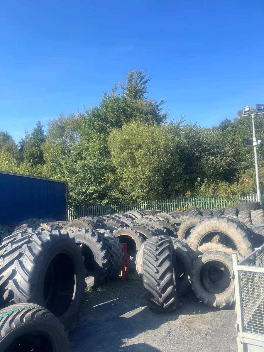 Tractor tyres *Need gone* - Image 4