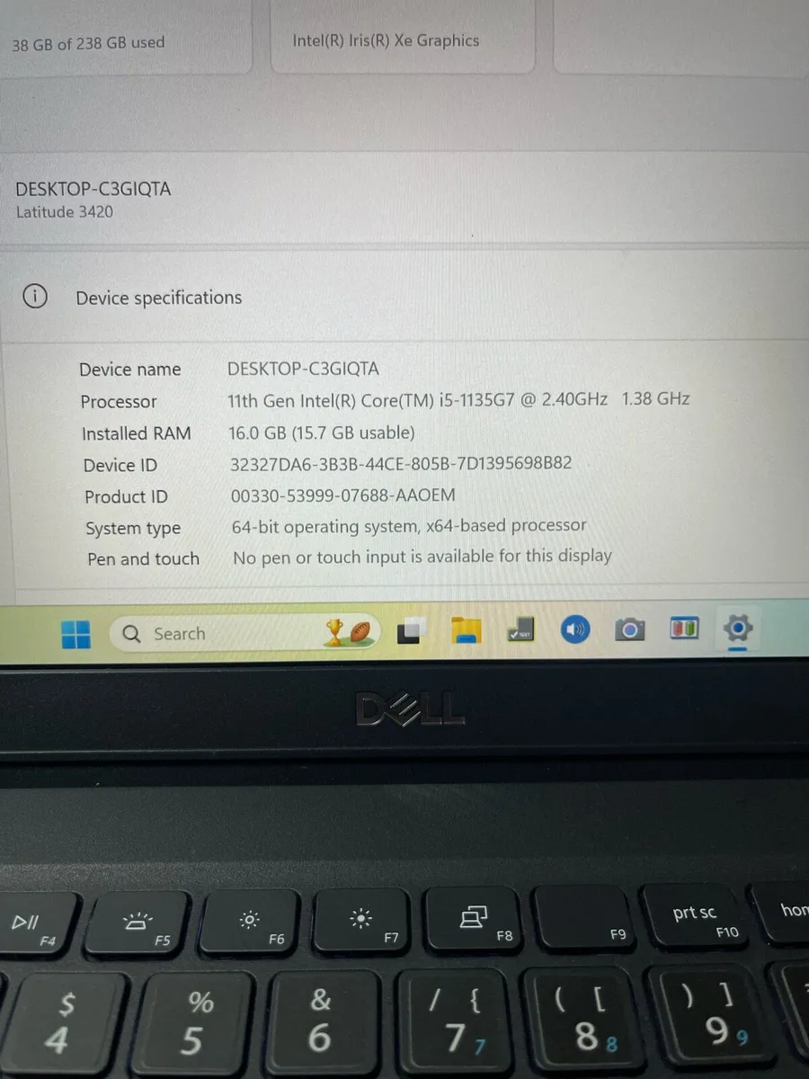 Dell Laptop i5 pro 16-256 win 11 - Image 4