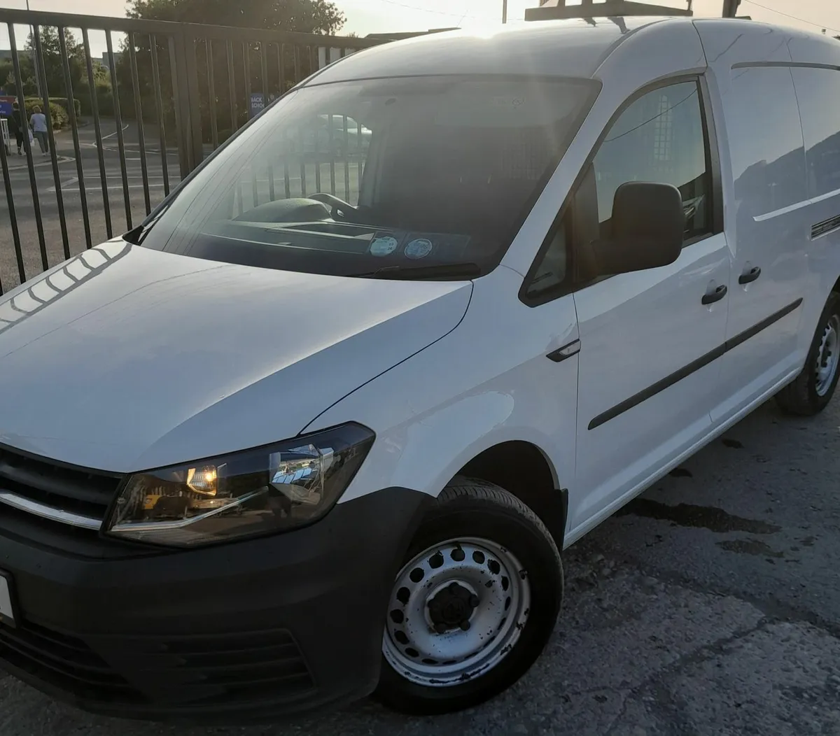 Volkswagen Caddy 2019 - Image 2