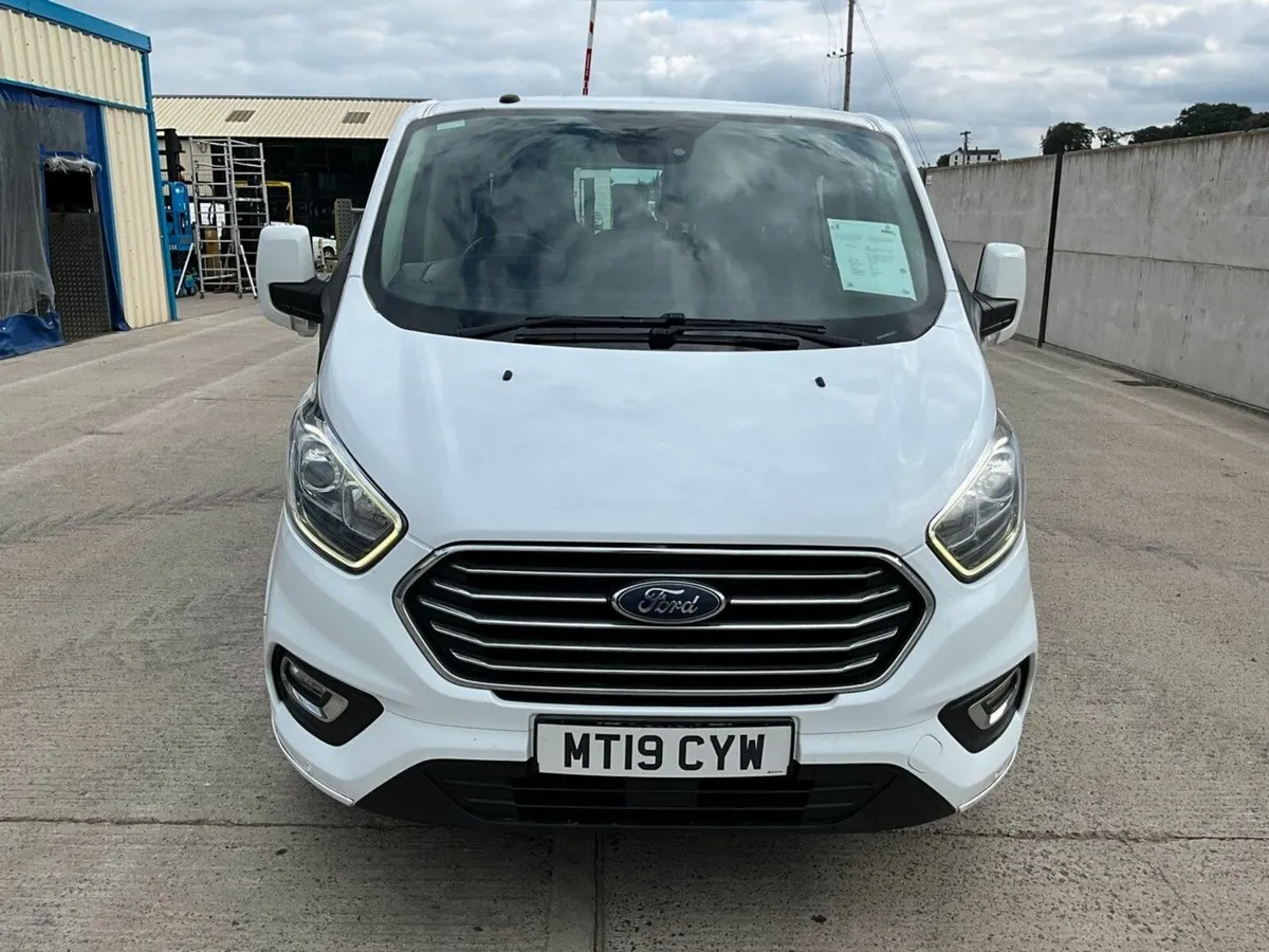 FORD TOURNEO CUSTOM L2 2.0 ECOBLUE 9 SEATER BUS - Image 3
