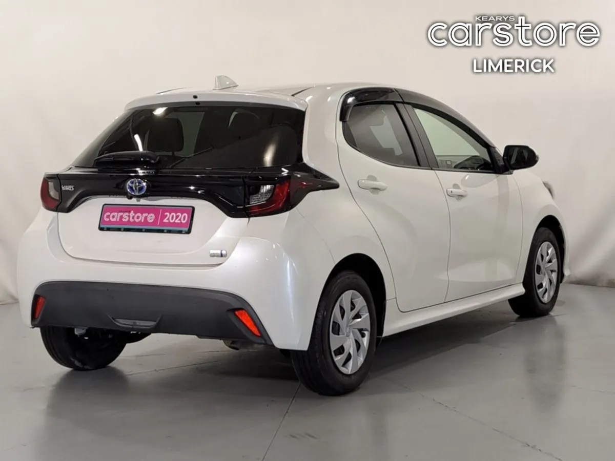 Toyota Yaris 1.5 Hybrid Auto - Image 3