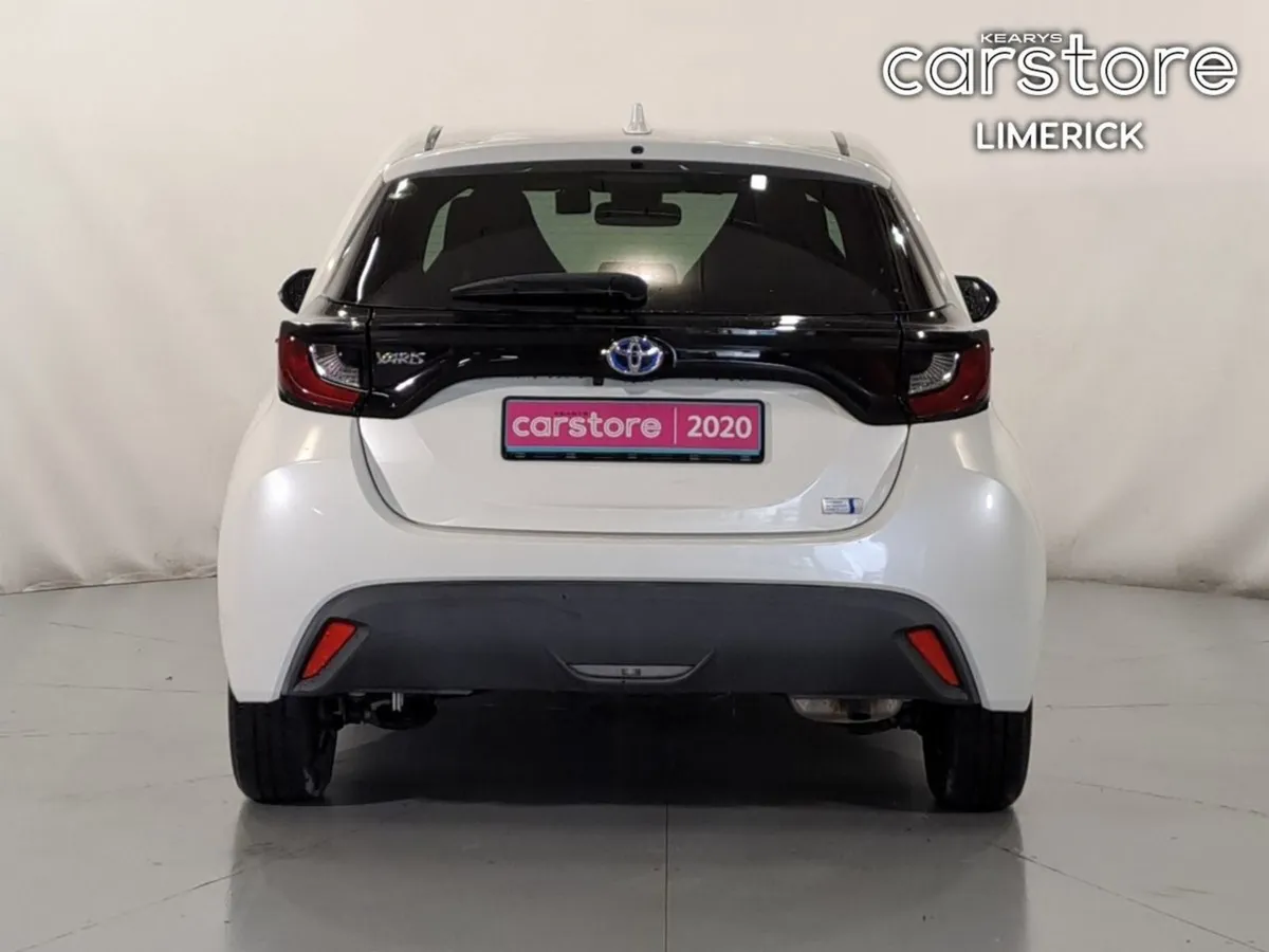 Toyota Yaris 1.5 Hybrid Auto - Image 4