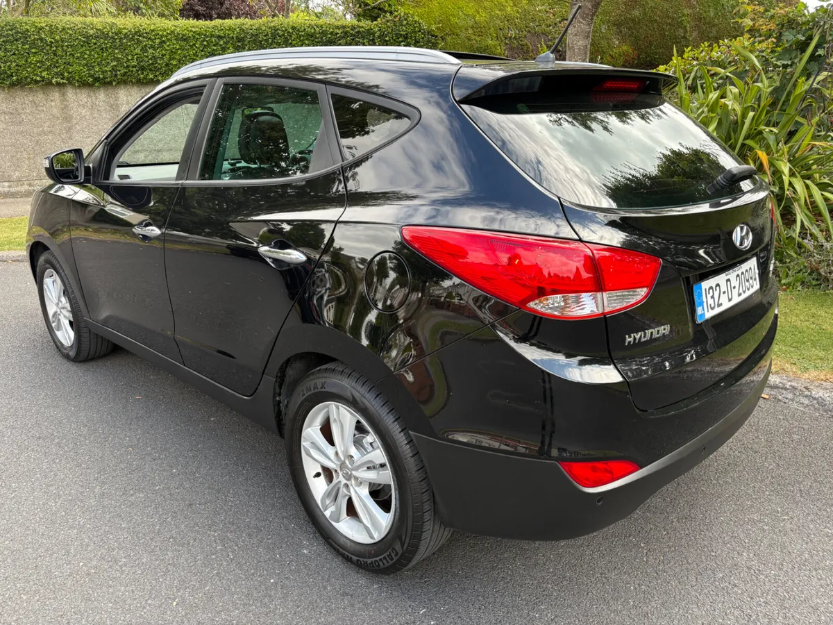 Hyundai ix35 2013 SUPER HIGH SPEC LOW MILEAGE - Image 3