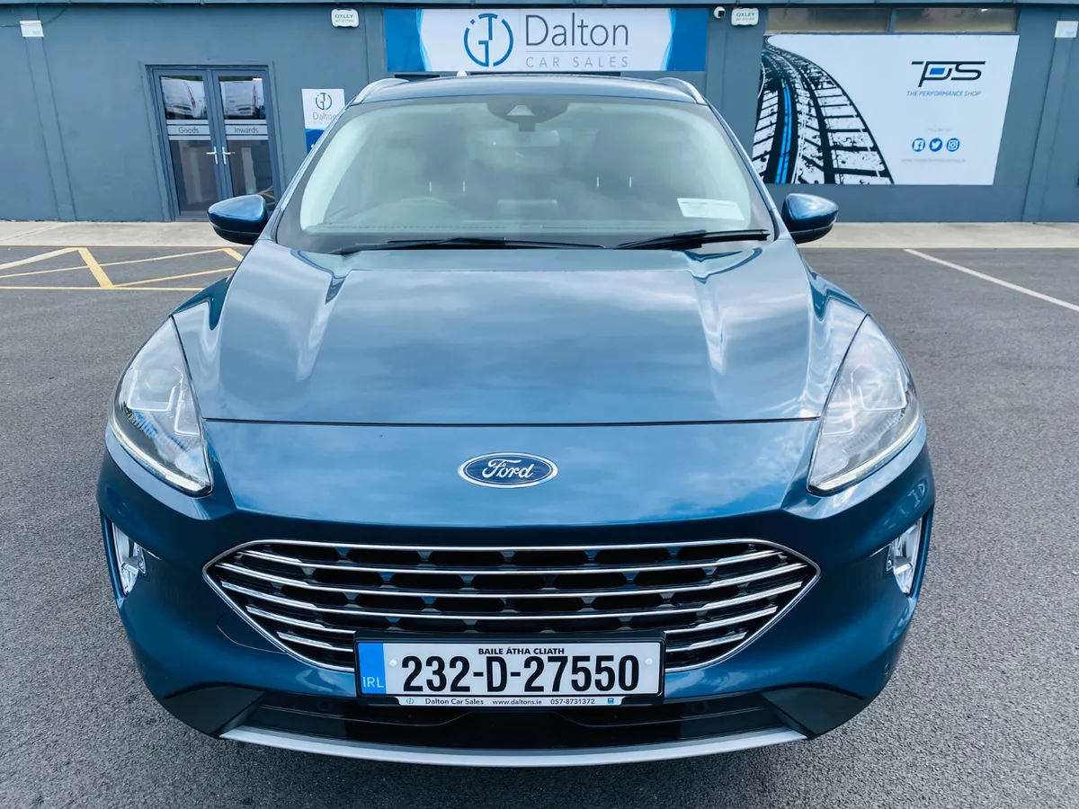 FORD KUGA TITANIUM PLUG IN HYBRID 2023 (232) - Image 3