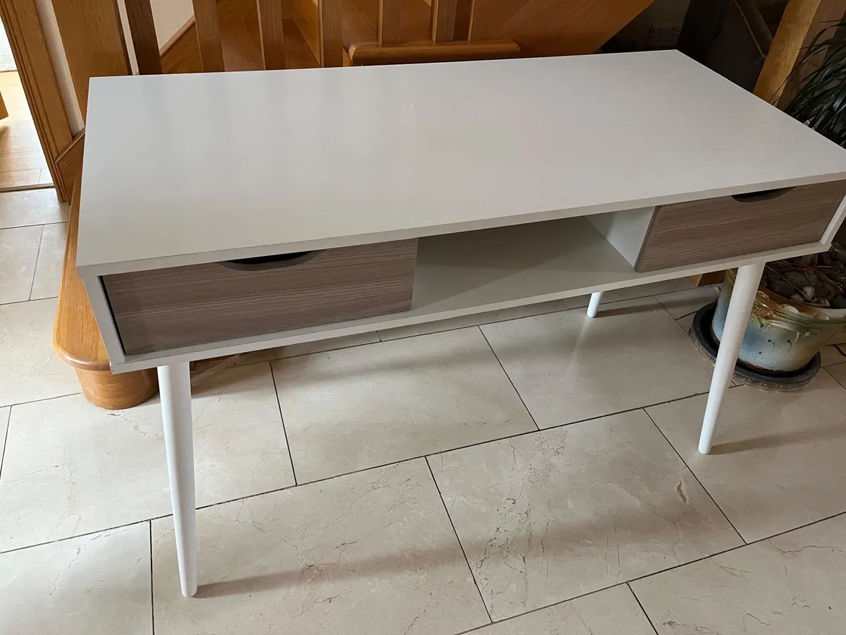 Table - Image 1