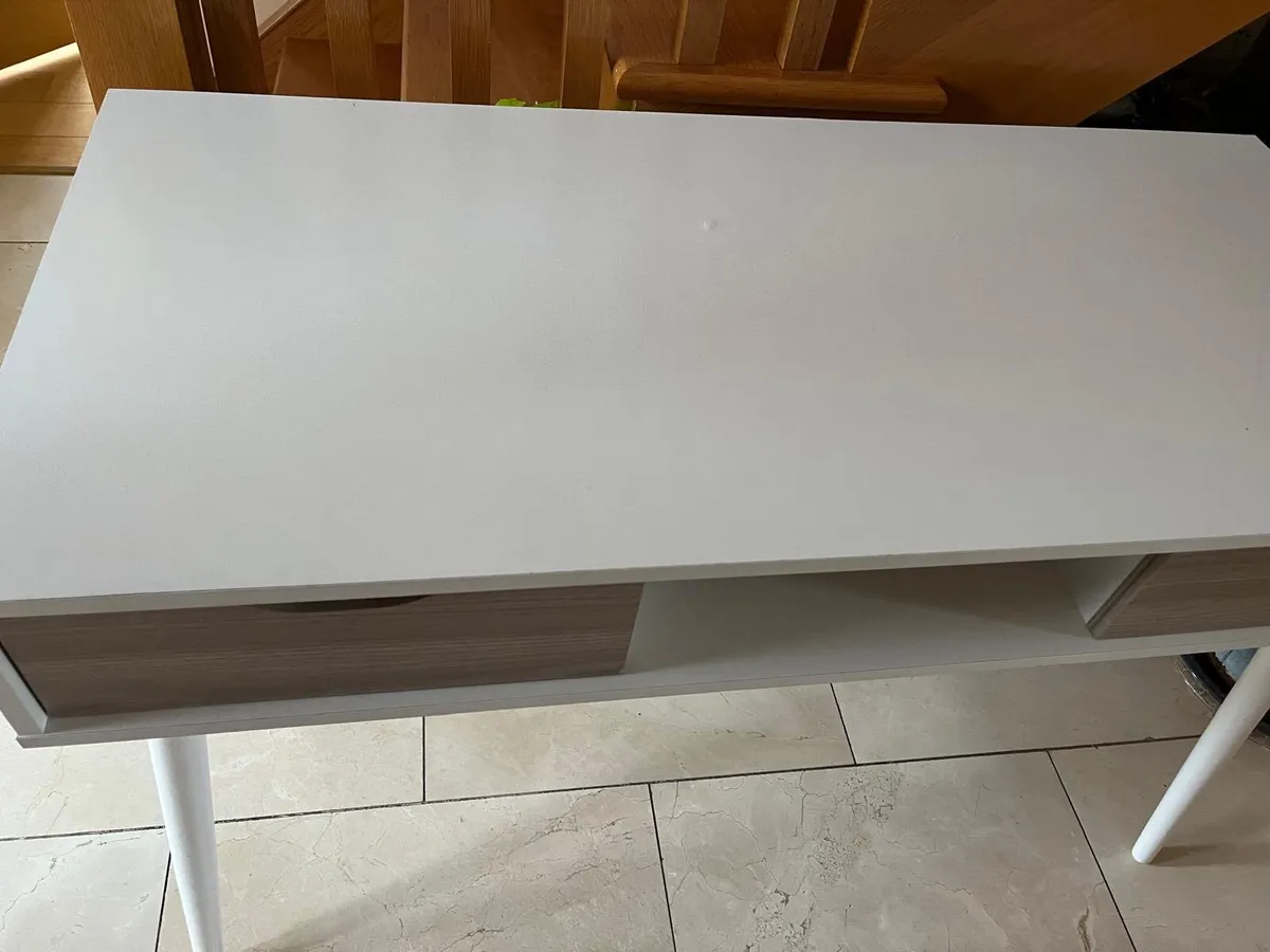 Table - Image 3