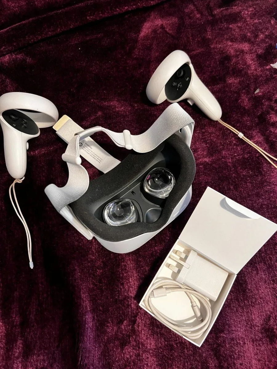 Meta Quest 2 VR Headset – 256GB – Full Set - Image 3