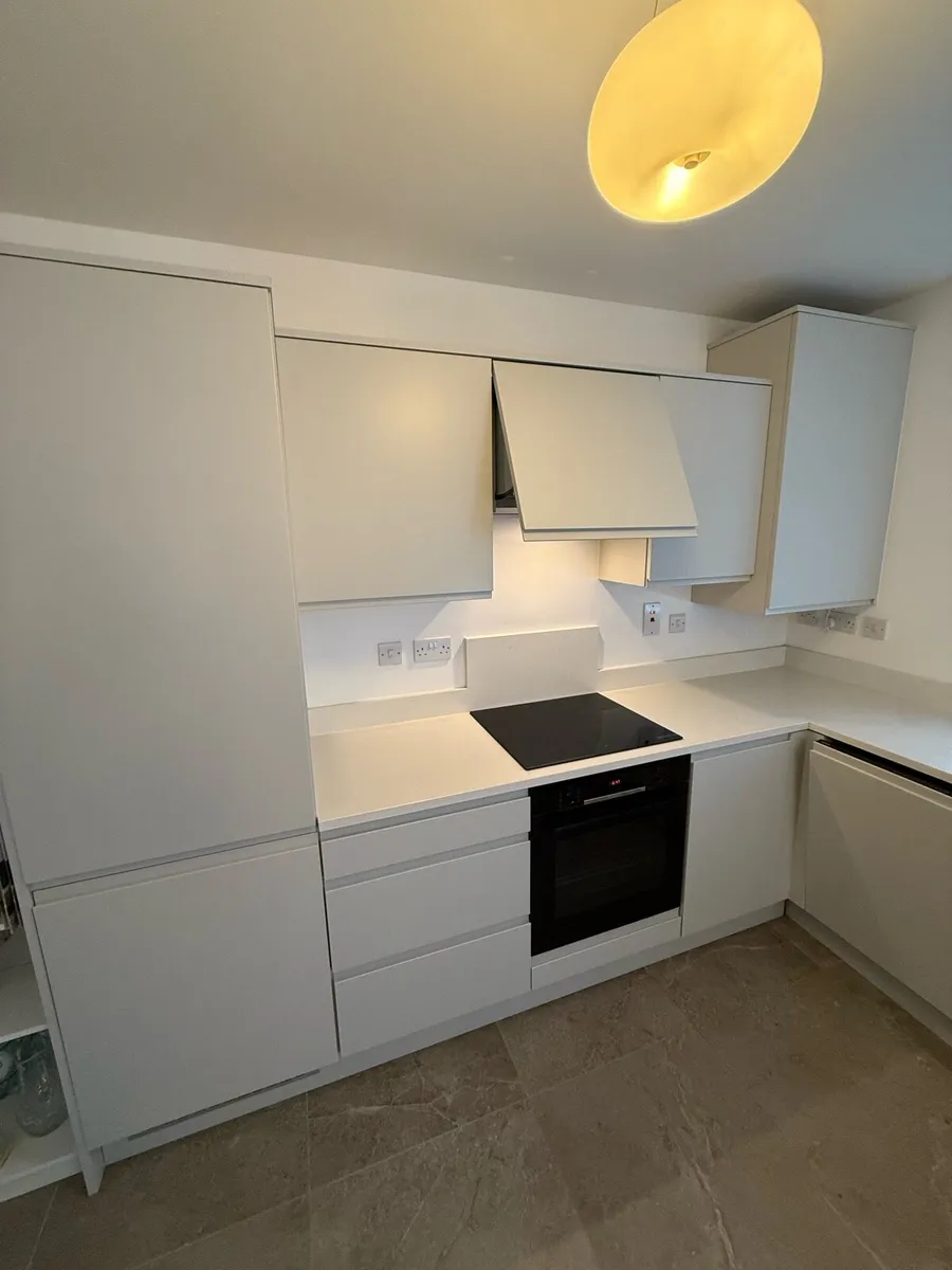 Full Kitchen with Appliances - Image 2